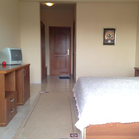 Akropoli Hotel Kryemëdhej Rum bild