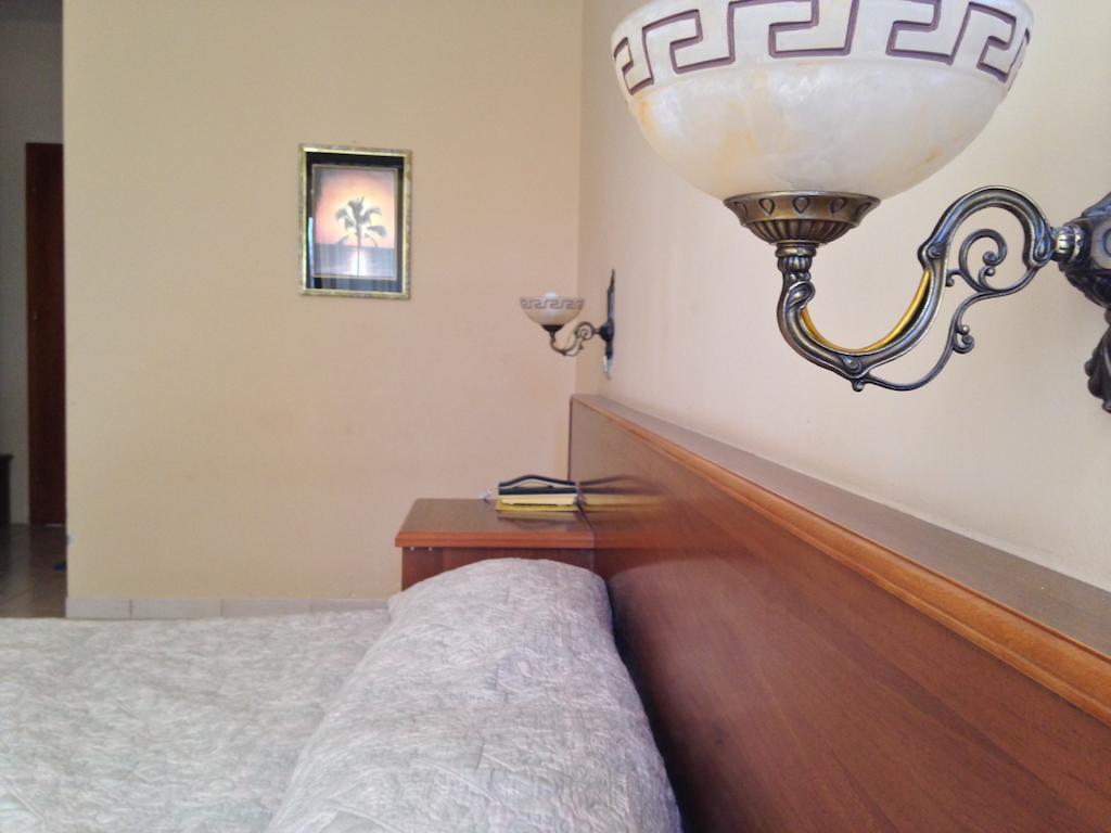 Akropoli Hotel Kryemëdhej Rum bild